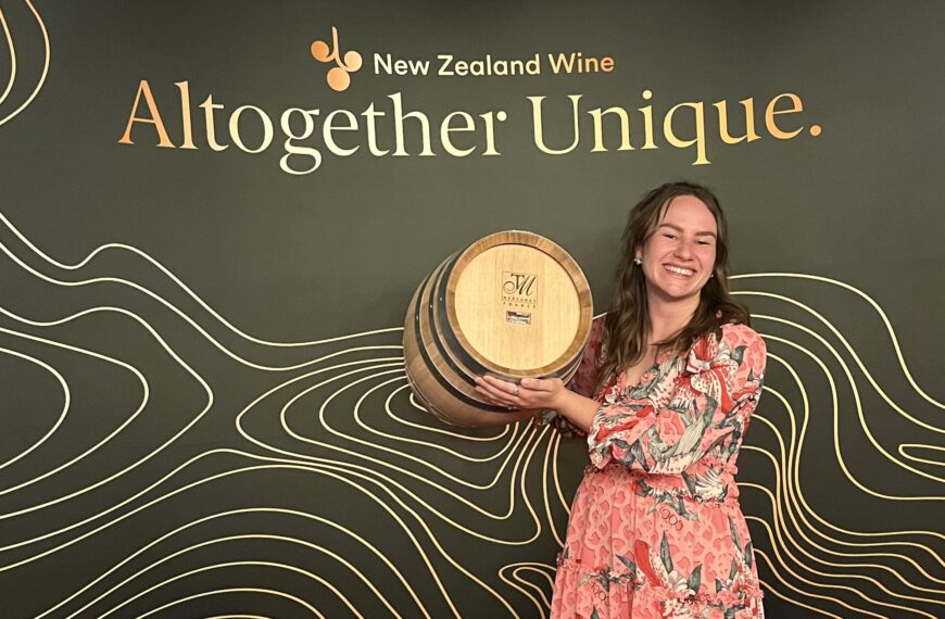 Industry toasts youngest Winemaker of the Year